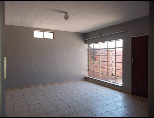 2 BEDROOM PROPERTY TO RENT IN GERMISTON SOUTH